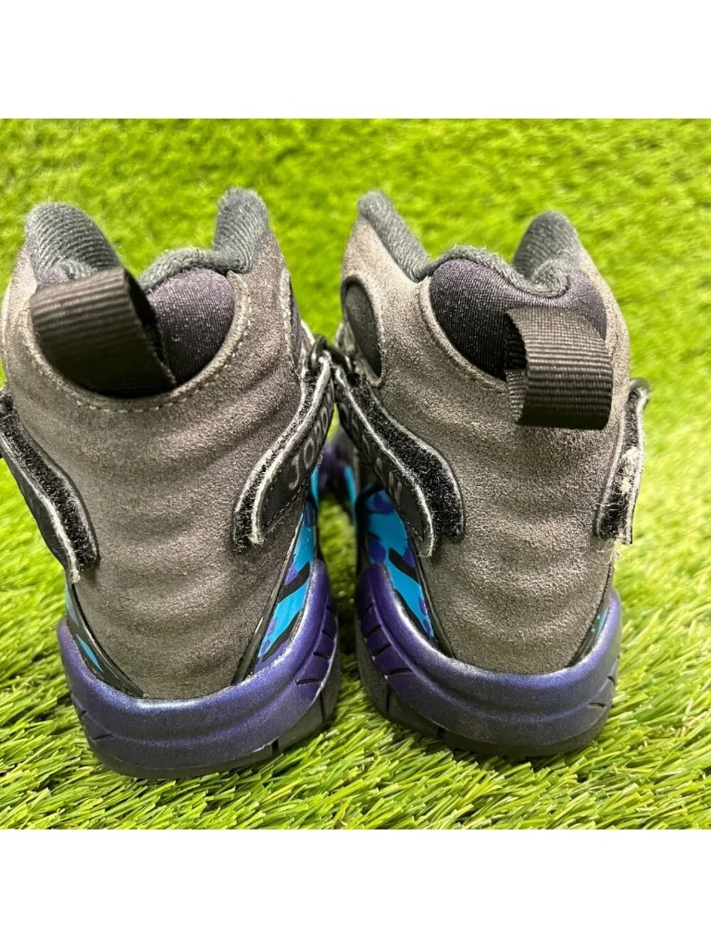 Nike Air Jordan 8 Retro Boys Size 2Y Black Blue Purple Athletic Shoes Sneakers